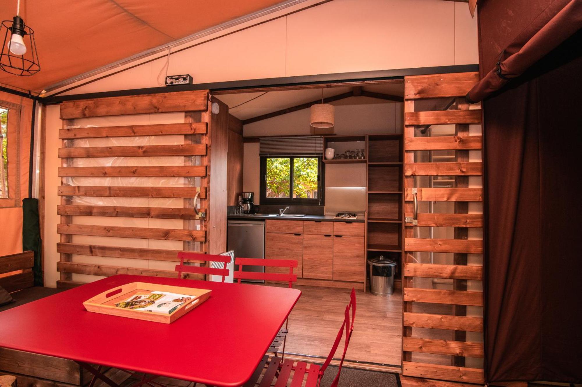 Camping Onlycamp Du Moulin كليسون المظهر الخارجي الصورة