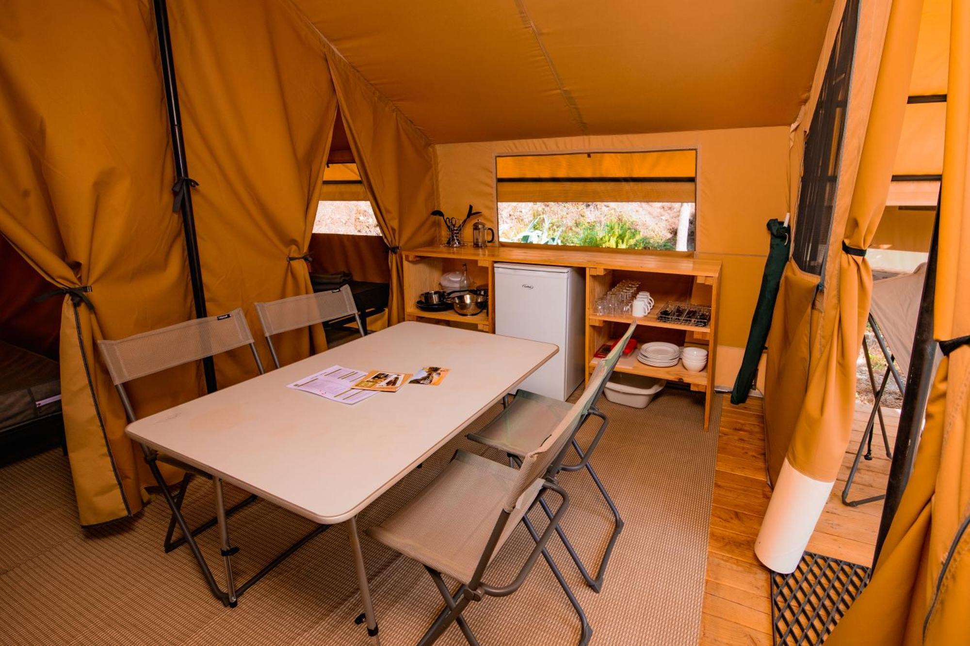 Camping Onlycamp Du Moulin كليسون المظهر الخارجي الصورة