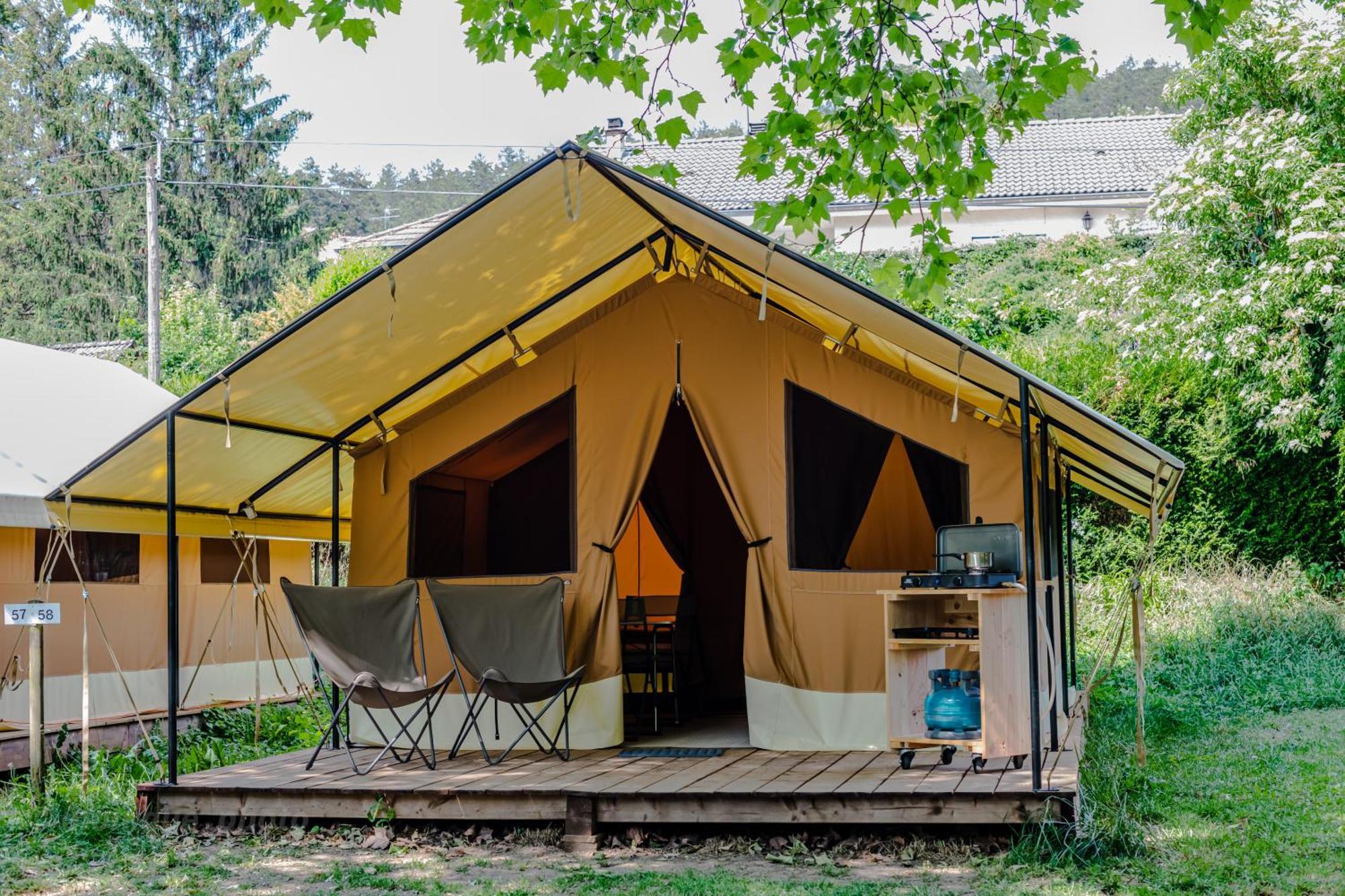 Camping Onlycamp Du Moulin كليسون المظهر الخارجي الصورة